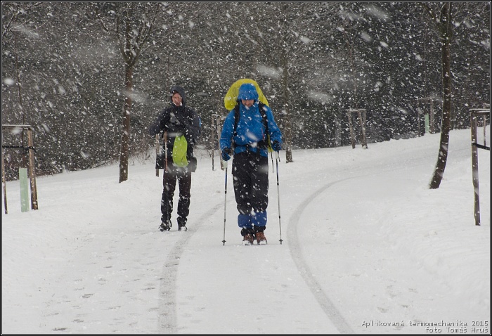Aplikovan� termomechanika 2015