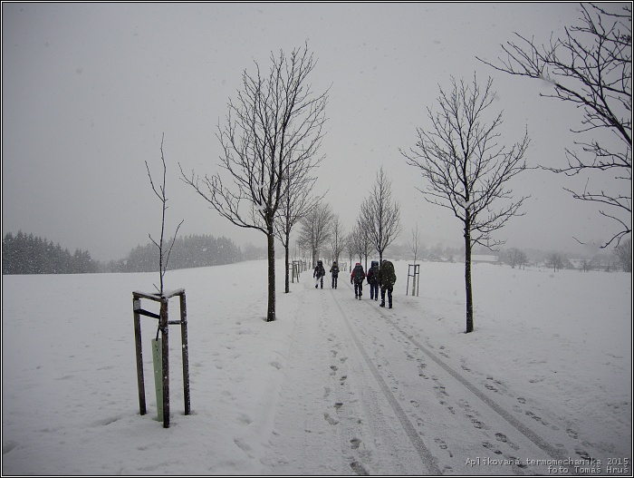 Aplikovan� termomechanika 2015