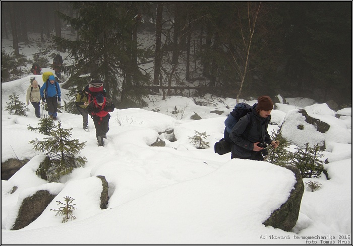 Aplikovan� termomechanika 2015