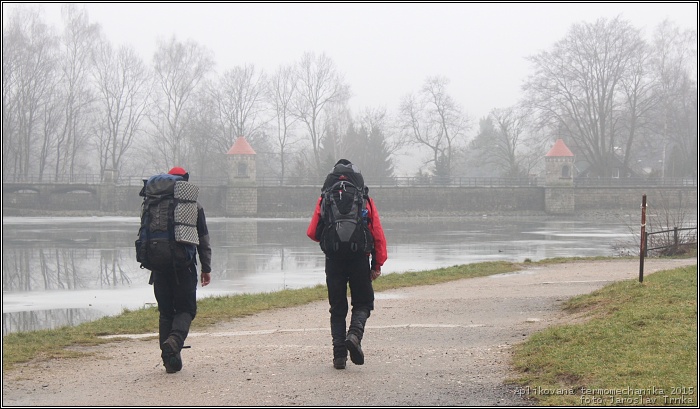 Aplikovan� termomechanika 2015